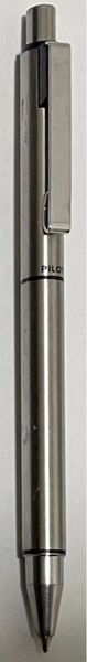pilot パイロット JAPAN ジャパン ボールペン シルバー 銀 文房具 文具 レトロ 希少 レア 入手困難 昔 廃盤?