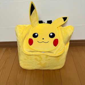 ポケットモンスター　プレミアムフェイスリュック　ピカチュウ