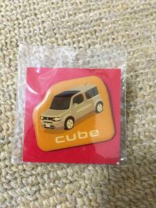 【非売品】日産　CUBE　キューブ　ピンバッジ　バッジ