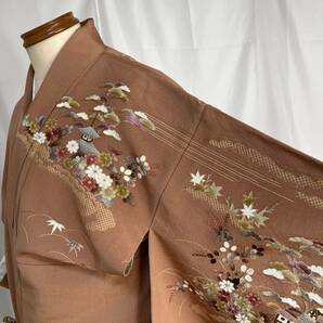 【wellriver】 蘇州刺繍 花柄 訪問着 正絹 着物 身丈161cm 「スコッチガード加工」 和服 和装 #B308！の画像2