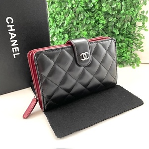 1円 美品 CHANEL シャネル マトラッセ パテント レッド マットブラック 二つ折り財布