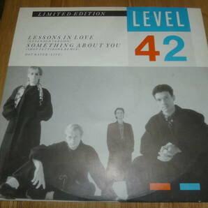 LIMITED EDITION ) 12” LEVEL 42 // LESSONS IN LOVE // SOMETHING ABOUT YOU の画像2