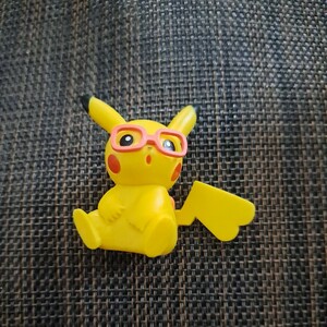 ポケットモンスター トレーディング フィギュア あかフチメガネ ピカチュウ ／ ポケモン Pokmon 眼鏡 リボン めがね マスコット