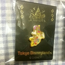 【新品未使用】 TOKYO Disneyland 15YEARS ピンバッジ　２種セット　／ ミッキーマウス　ミニーマウス ピンズ ピエロ　定価６００円+税／個_画像3