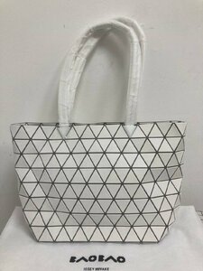 BAO BAO ISSEY MIYAKE バオバオイッセイミヤケ トートバッグ ショルダーバッグ レディース メンズ 中古 ■ PVC ■ ホワイト ■ TN 1