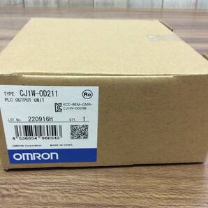 ●【AH-04671】新品未使用品 OMRON オムロン 出力ユニット CJ1W-OD211【レターパックプラス・送料全国一律520円可】の画像1