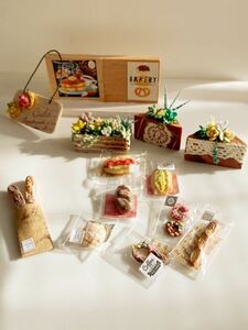 樹脂粘土 ミニチュアパン ハンドメイド 多肉植物 ドールハウス スイーツ ミニチュア 