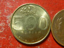外国・インドネシア／５００ルピア・アルミニウム青銅貨（2001年）　240223_画像1