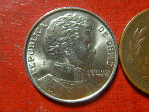 外国・チリ／１ペソ白銅貨（1977年）　240223