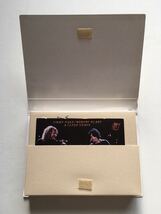 激レアロック限定CD BOX Jimmy Page / Robert Plant “A Close Shave 2nd Edition” 2CD+1VHSテープ Akashic 日本盤特殊ケース_画像2