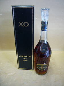 古酒　COGNAC CAMUS　XO　コニャック　フランス製　700ml 度数４０度　未開封品　化粧箱付　当時物