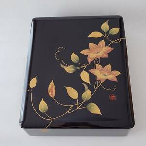 宅急便送料無料　浅文庫　木製漆器　鉄線　蒔絵　書道箱　文箱　道具箱　書類入れ　収納　※受章記念品の記載あり　匿名配送