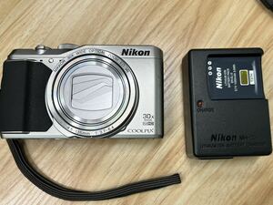 Nikon COOLPIX Style COOLPIX S9900 SILVER