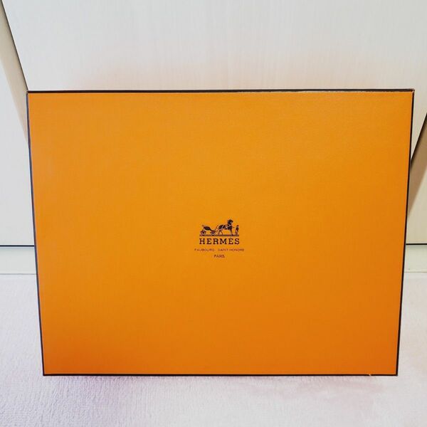 エルメス HERMES 空き箱 空箱 オレンジ ボックス インテリア　大きめ　大きい