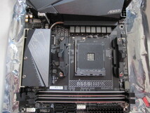ギガバイト B550I AORUS PRO AX B550 AM4 DDR4 SATA6Gb/s USB3.1_画像2