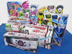 1円～★仮面ライダーシリーズ おもちゃ各種 まとめ売り≪3≫ DX変身ベルト・なりきりアイテム等 ＜外箱付き＞ 約15kg ※ジャンク※ (4484)