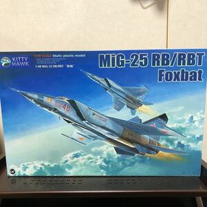 440 未組立 未開封 1/48 キティホーク MiG-25 RB/RBS フォックスバット プラモデル 戦闘機 軍用機