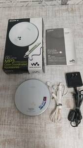 ★a-243　SONY ソニー MP3 CD-Waｌｋma ＣＤＤ-ＮＥ７３０ ポータブルプレーヤー ＣＤプレーヤー オーディオ機器 音響機器 取扱説明書有