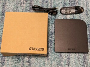 0602u1438　バッファロー USB3.2(Gen1)/3.0 外付け DVD/CDドライブ 薄型ポータブル ブラック DVSM-PUV8U3-BK/N