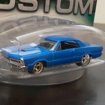 HOT WHeeL PONTIAC GTO 青 ポンティアック ミニカー KOOL KUSTOM LIMITED 1/20.000 USカード METAL/METAL RealRiders ホットウィール_画像4