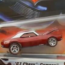 HOT WHeeLs 67 CHEVY CAMARO 槐 メタリック ボンネット開閉 カマロ ミニカー LIMITED ULTRA HOTS MUSCLE CAR マッスルカー ホットウィール_画像2