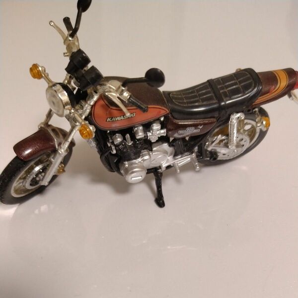 少年マガジン　バイクコレクション　kawasaki 750RS ZII バイク　GTO鬼塚シークレット　1/24