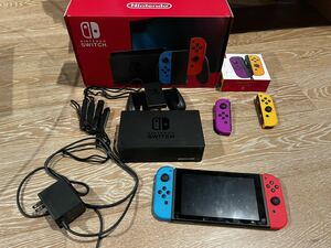 Nintendo Switch ネオンブルー・ネオンレッド + Joy-Con(L) ネオンパープル/(R) ネオンオレンジ