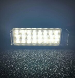 激白光 ! 交換式 ! LED ナンバー灯 ライセンスランプ アトレーワゴン S320 S321 S330 S331 カスタムターボR カスタムターボRS