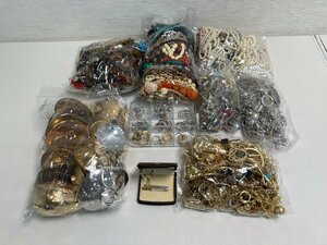 【★03-1634】■ジャンク■アクセサリー まとめ 約9kg 金メッキ シルバー ネックレス リング ピアス イヤリング パール 金杯 等（5180）