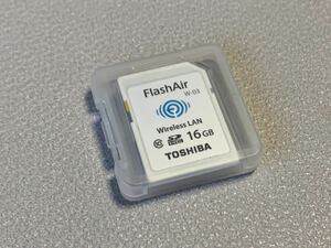 TOSHIBA 無線LAN搭載 FlashAir SDHCカード 16GB Class10 日本製 (国内正規品) 動作品