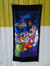 SPACEJAM/スペースジャム　BugsBunny/バックスバニー　MichaelJORDAN/マイケルジョーダン　バスタオル　700ｘ1500　中古_画像1