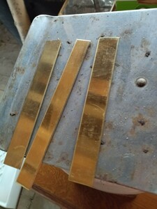 真鍮板 ハギレ 切れっ端 約4.5kg 素材 DIY 鉄屑 