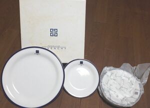 GIVENCHY 洋食器6点のセット (中皿1、小皿5)