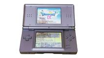 新品同様 極美品 動作品 ニンテンドー DS lite グロスシルバー 本体 タッチペン ACアダプター 取扱説明書 箱付き ゲーム機 レトロゲーム_画像3