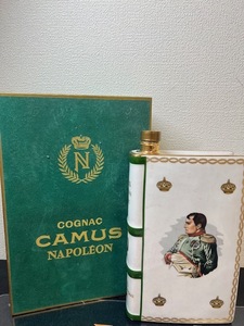 FS1981 CAMUS NAPOLEON COGNAC 1187g ブック ボトル 陶器 コルク栓付き 未開栓 ナポレオン ブランデー 古酒