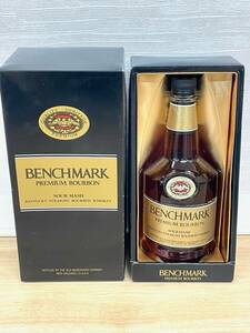 FS2040 BENCHMARK PREMIUM BOURBON ベンチマーク プレミアム バーボン 750ml 45% 箱有 洋酒 ウイスキー 現状品