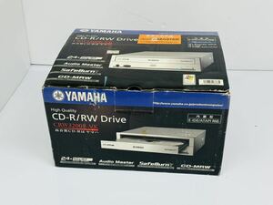 ★YAMAHA（ヤマハ）CD-R/RWドライブ　CRW3200E-VK 未使用品？ 管理番号02081