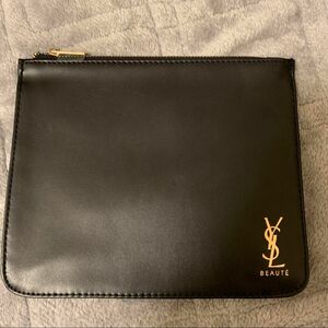 YSL イヴサンローラン ノベルティ ポーチ ブラック