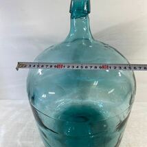 デミジョンボトル 大きなガラス瓶 ガラス瓶 気泡 キズあり 花瓶 古い 希少品 アンティーク 当時物 昭和レトロ 古道具 状態込み 中古_画像9