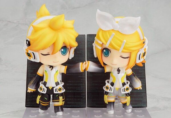 【新品未開封未使用品】ねんどろいど 鏡音リン・レン・アペンド 2体セット販売フィギュア グッドスマイルカンパニー