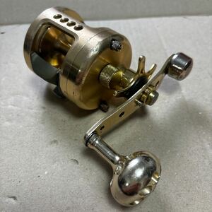 オクマ　チタノス　300 okuma TITANIC300 メンテナンス済　レベルワィンダー無し　ジャンク品