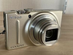1円スタート Nikon ニコン COOLPIX クールピクス S8200 コンパクトデジタルカメラ デジカメ シルバー 充電器付き 通電確認済み 美品 