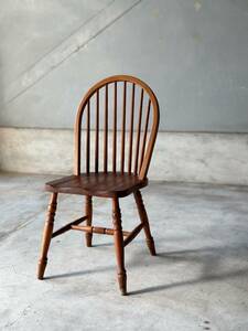 椅子　イス　無垢材　シャビー　木の椅子　民芸　古民芸　古道具　古家具　ダイニングチェア　木の椅子　ヴィンテージ　インテリア