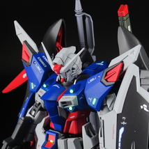 HG 1/144 ZGMF/A-42S2 デスティニーガンダムSpec2【塗装済完成品】＜機動戦士ガンダムSEED FREEDOM＞HGCE 224_画像9