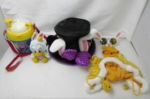 【同梱可】中古品 ディズニー ドナルド　プーさん　他　EASTER 2012 ファンキャップ　ポップコーンバケット　ぬいぐ_画像1