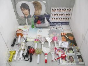 【中古品 同梱可】 NEWS 関ジャニ他 コタ・ボンセン・カイのぬいぐるみ ペンライト パンフレット 等 グッズセット