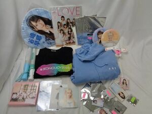 【同梱可】中古品 アイドル ≠ME =LOVE 谷崎早耶 他 パーカー Tシャツ うちわ ペンライト ストラップ 等 グッズセット