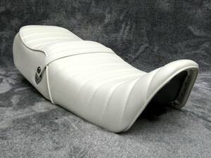  Goki white leather tuck roll seat / white GSX250E GSX400E... pulling out step seat .... company length 