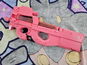 東京マルイP90ピンク