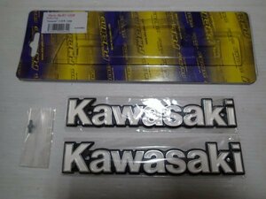 PMC　カワサキ　タンクエンブレム　KAWASAKI　２個　81-1228　開封済み　仮組のみ　122mmピッチ　ビス２個欠品　美品